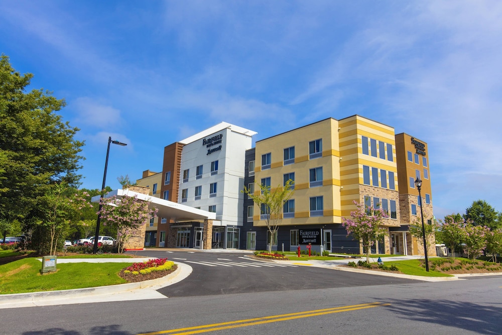 Fairfield Inn And Suites By Marriott Atlanta Woodstock 1/39