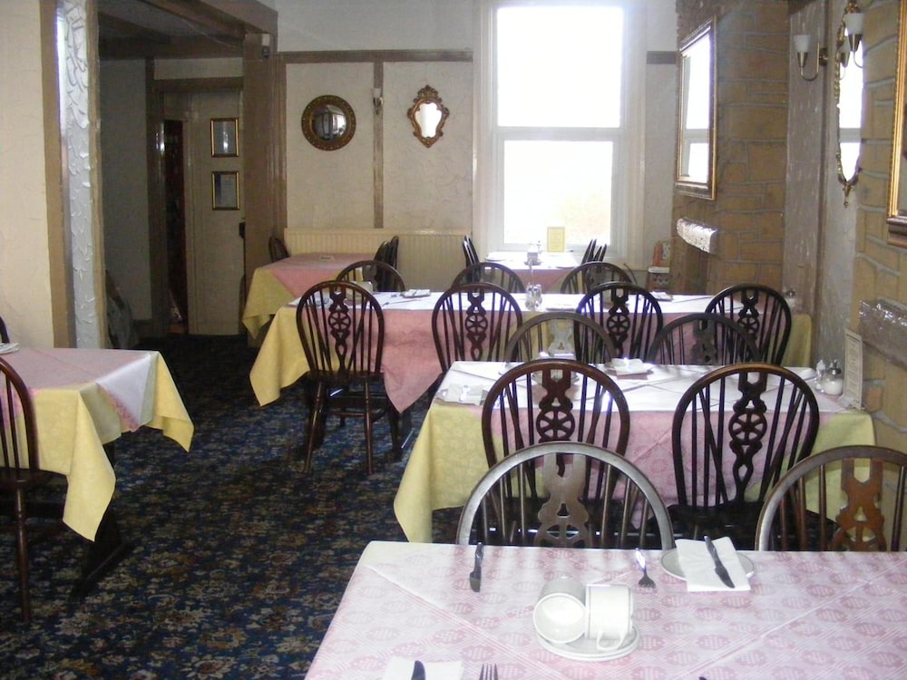 Glencoe Hotel 30/46