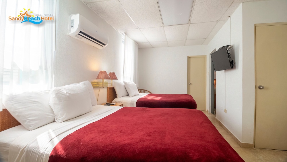 Sandy Beach Hotel 9/57