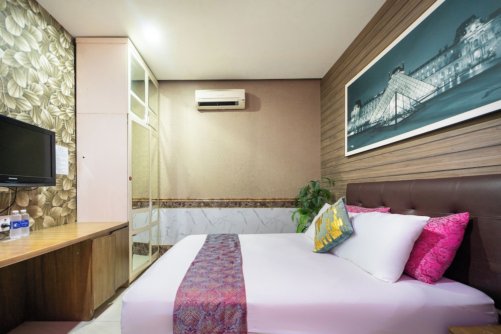 Collection O District 10 Near Van Hanh Hospital Formerly Lan Rung Hotel 32/39