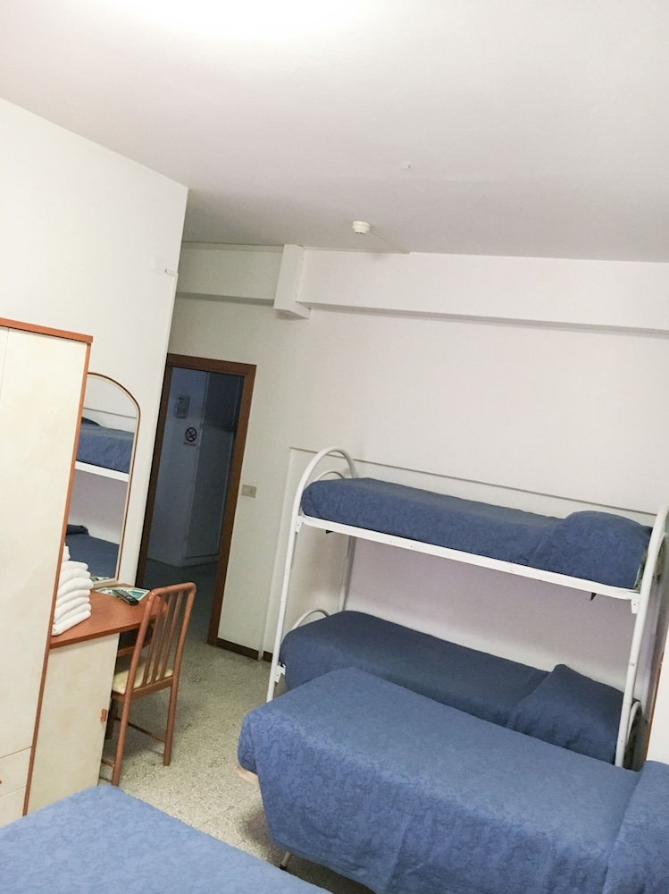 Hotel Morri 3/33