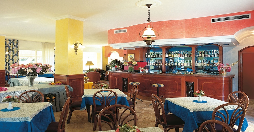 Hotel Napoleon 34/50
