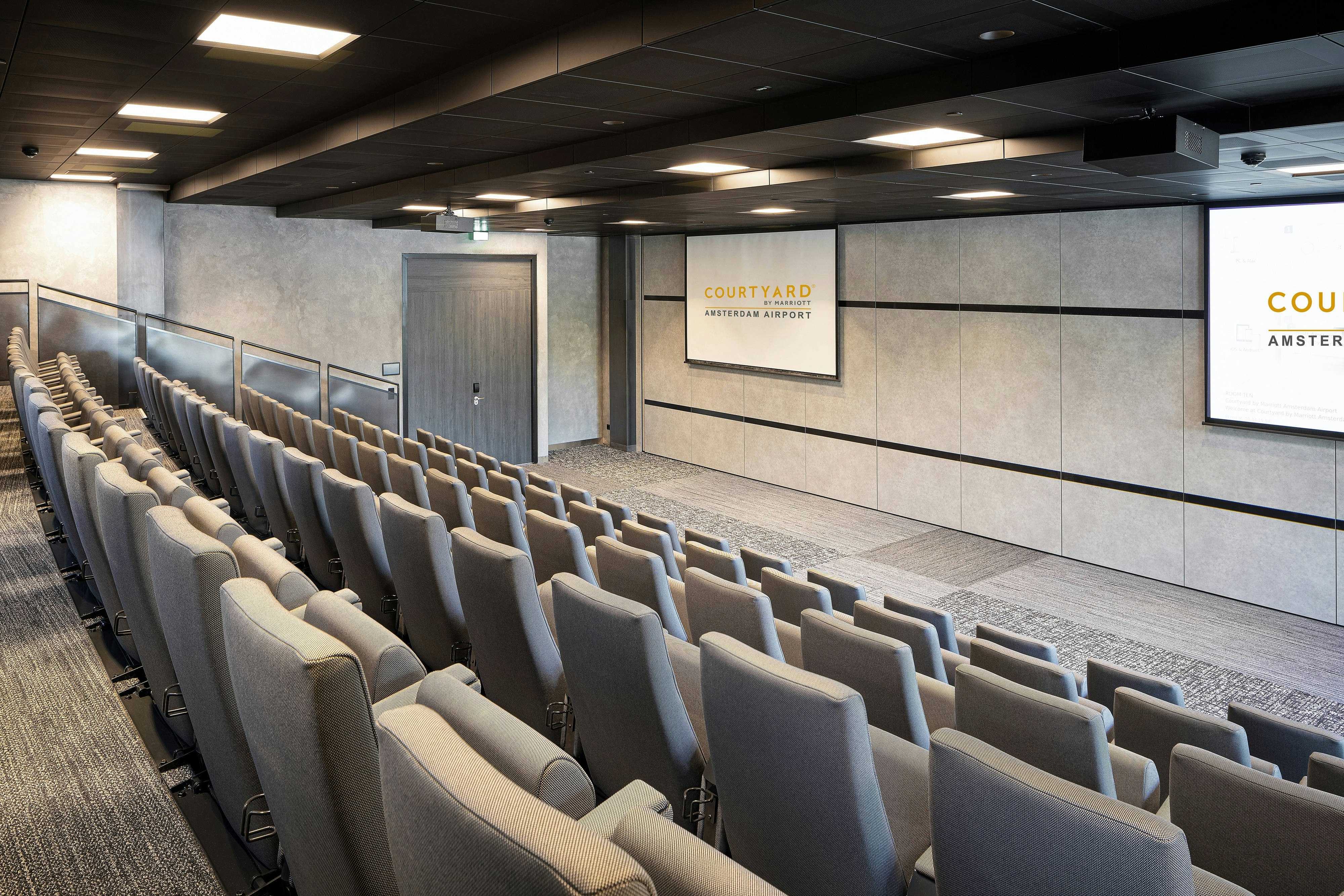 Courtyard By Marriott Amsterdam Airport