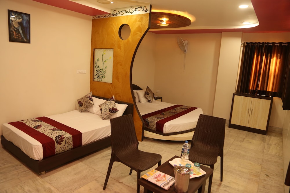 Shri Ram Residency 18/38