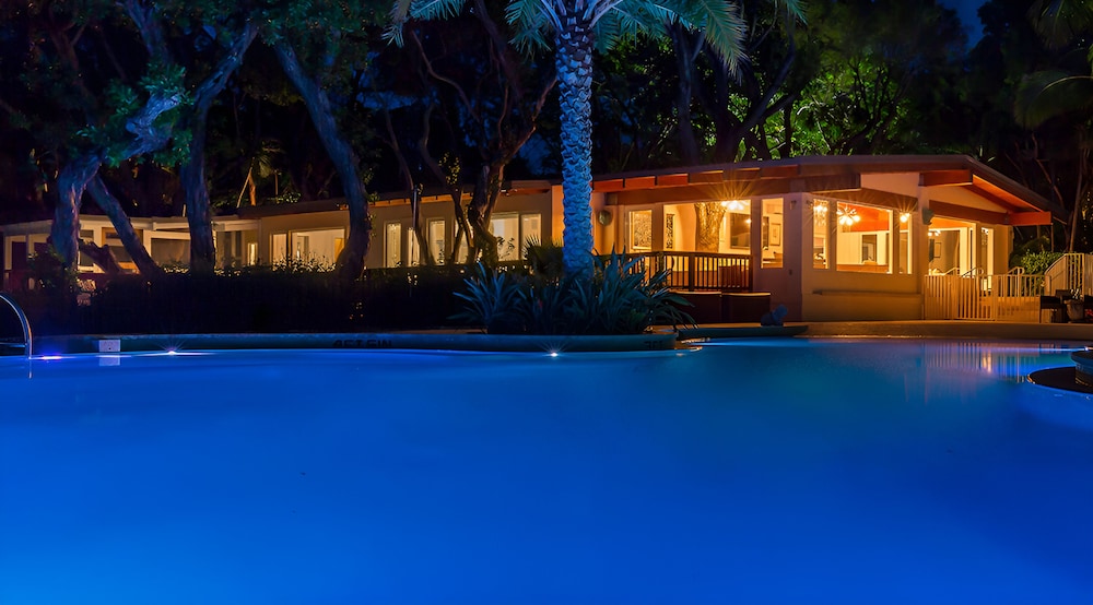 Largo Resort 37/42