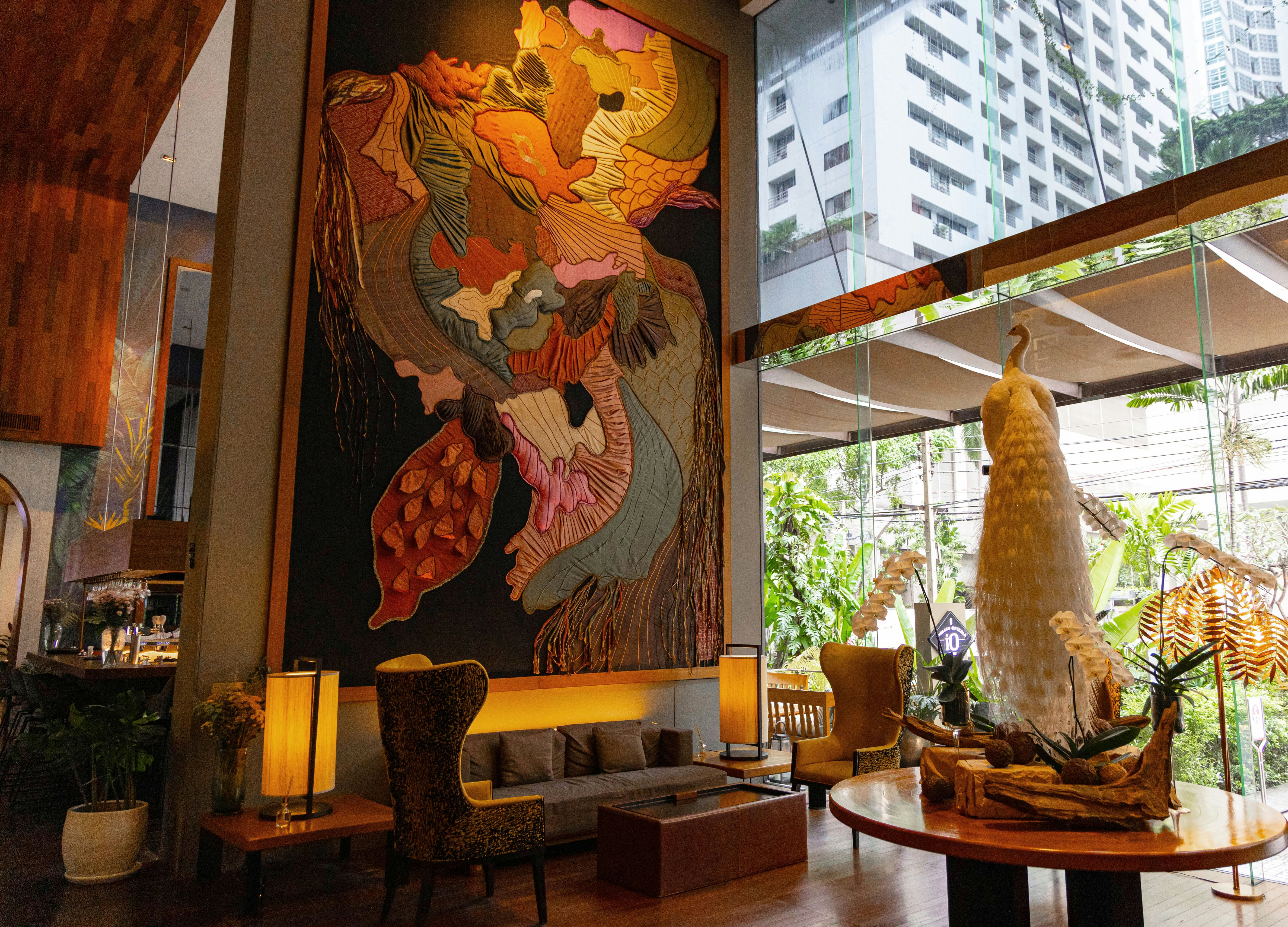 HANSAR BANGKOK 13/83