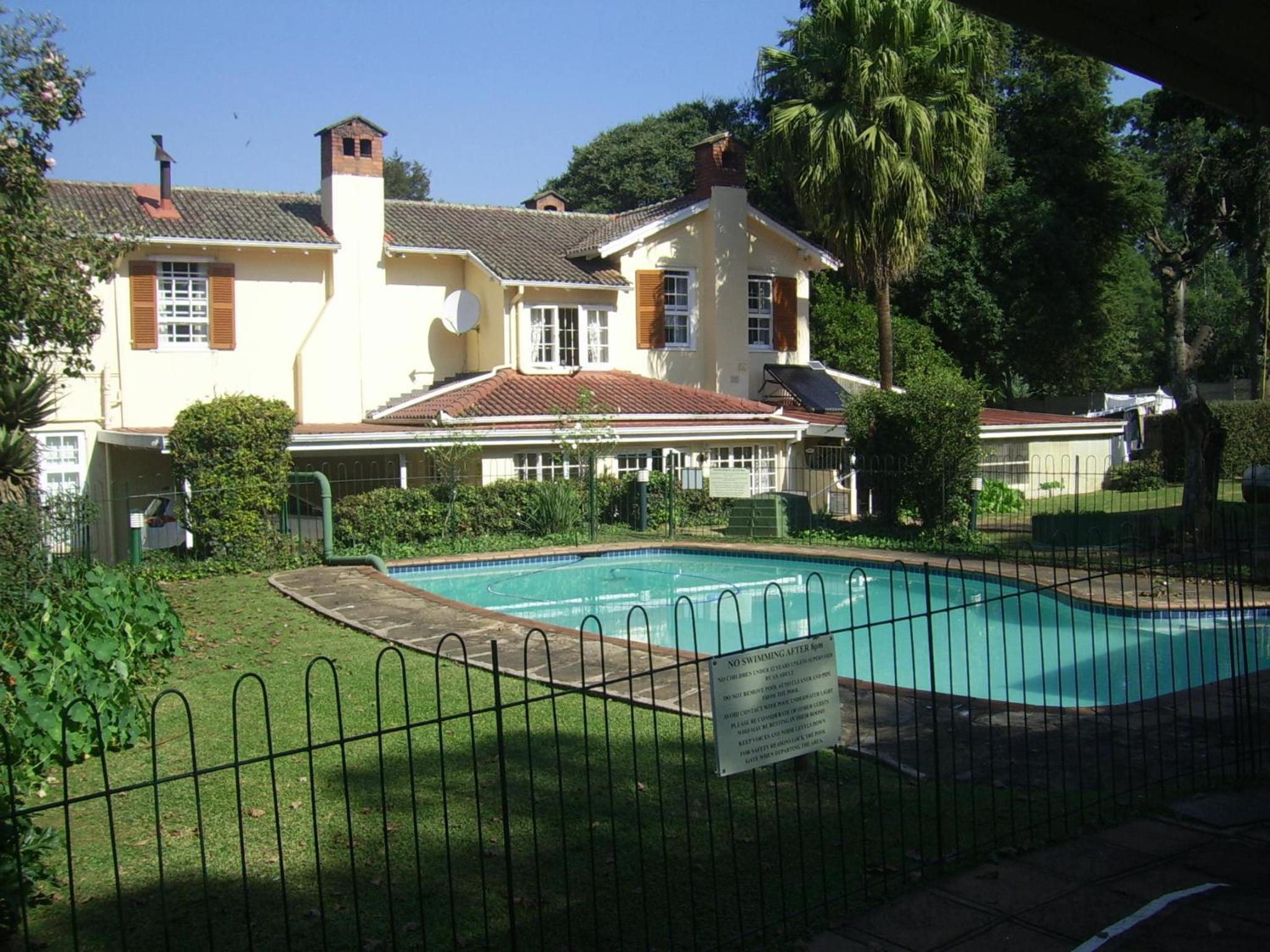 Nutmeg Guest House 15/16