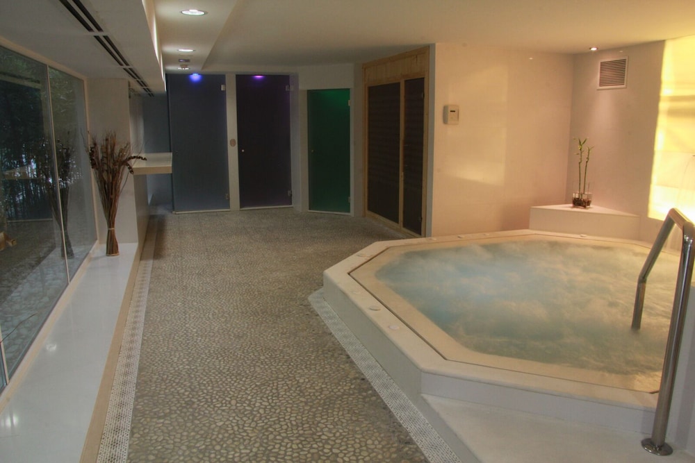 Del Mar Hotel And Spa 27/47