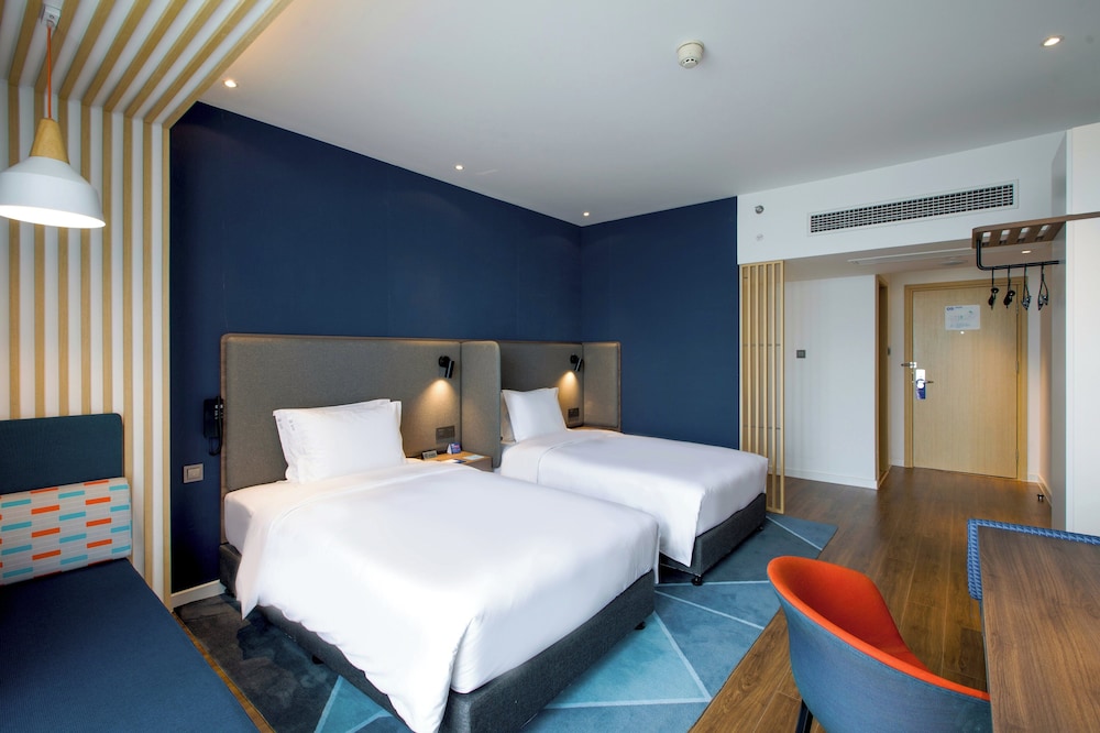 Specialty, Single Bed