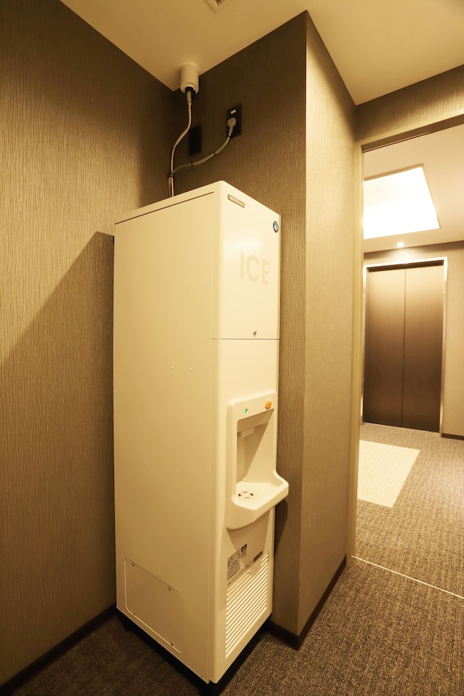 Smile Hotel Premium Osaka Hommachi 35/58