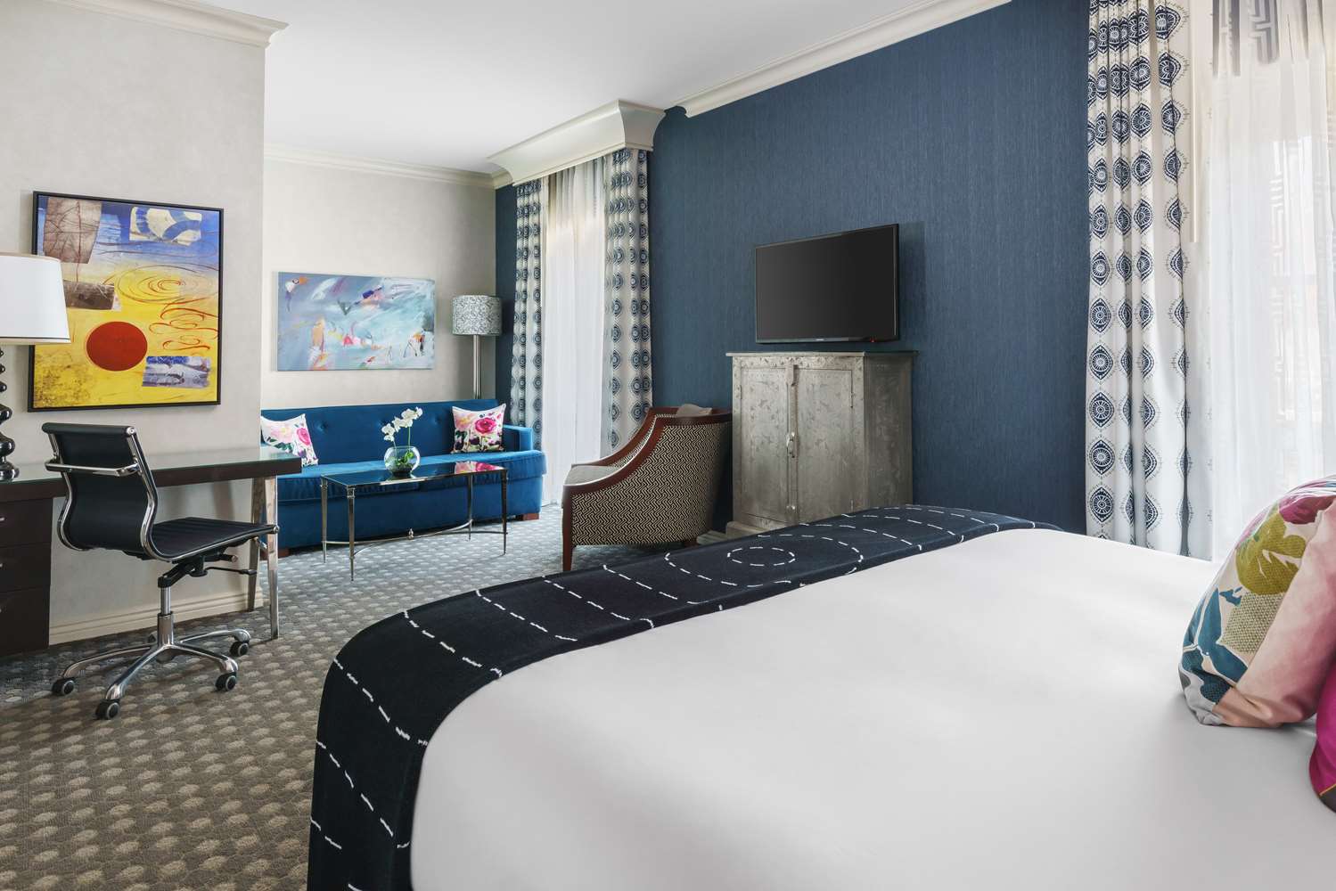 Urban, Suite, Bathtub, Accessible