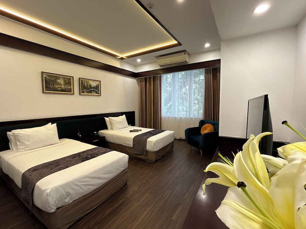 CLASSIC, DOUBLE OR TWIN BED