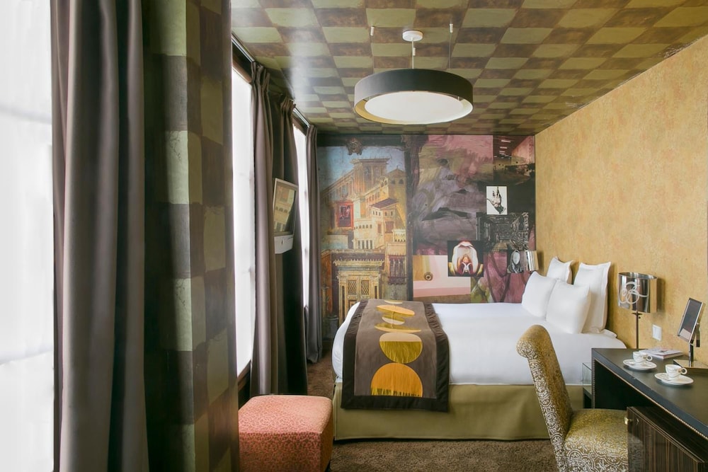 غرفة ديلوكس بريفيليج بسرير كوين، Hotel Le Bellechasse Saint Germain 5/5