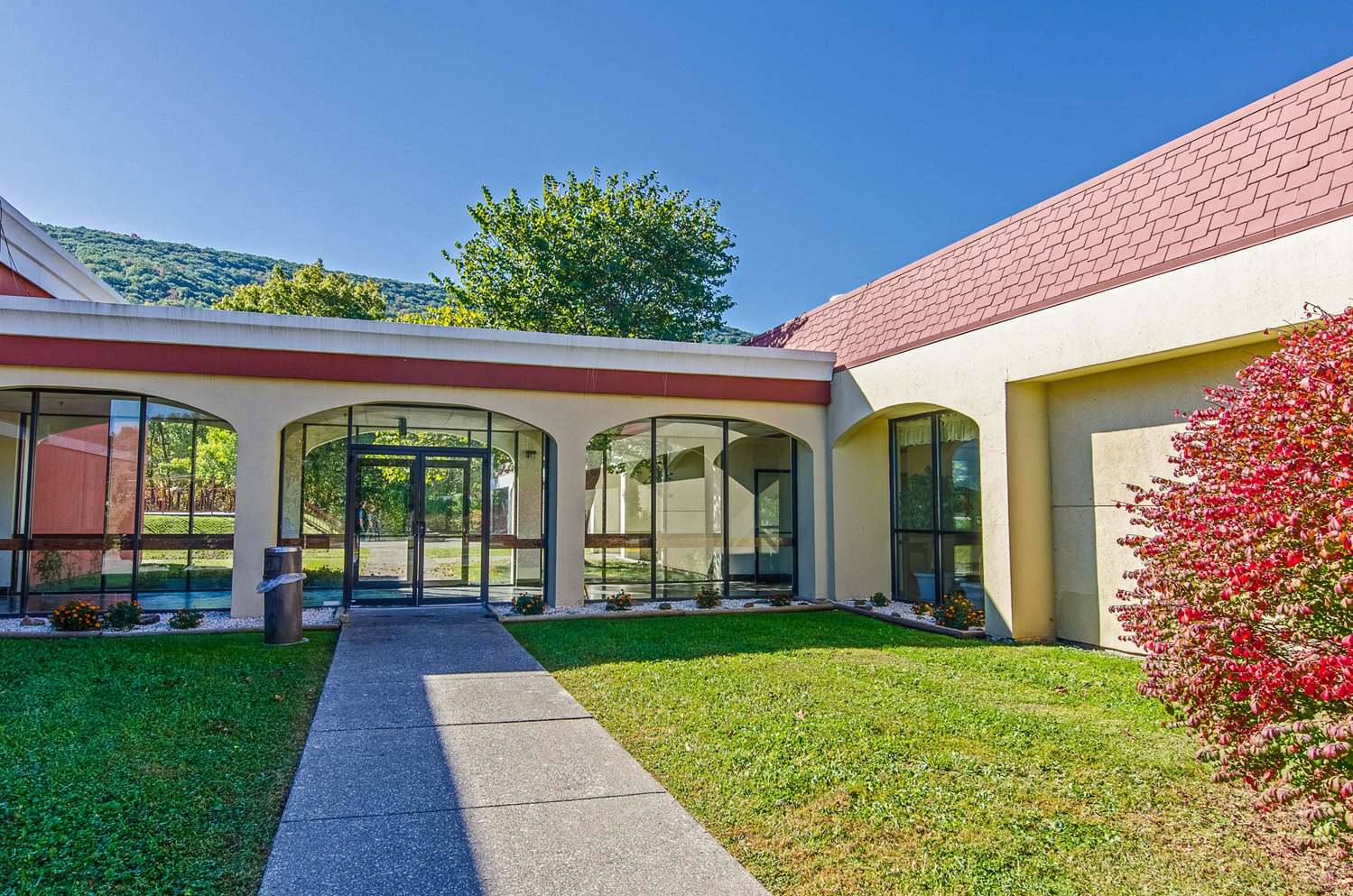 Econo Lodge Inn & Suites Norton - Wise South 43/44