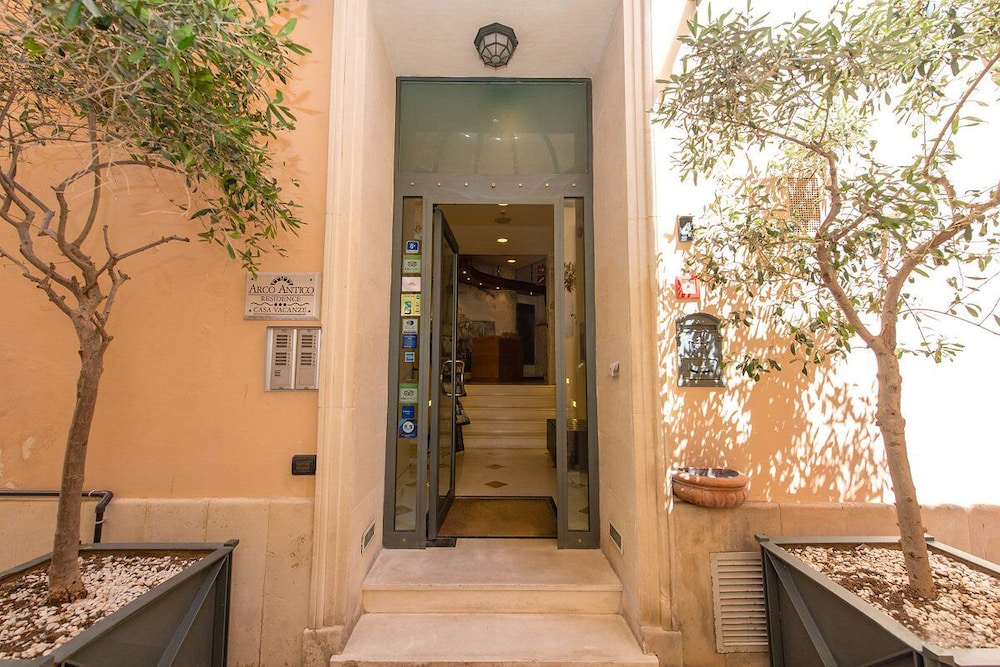 Residence Arco Antico 17/77