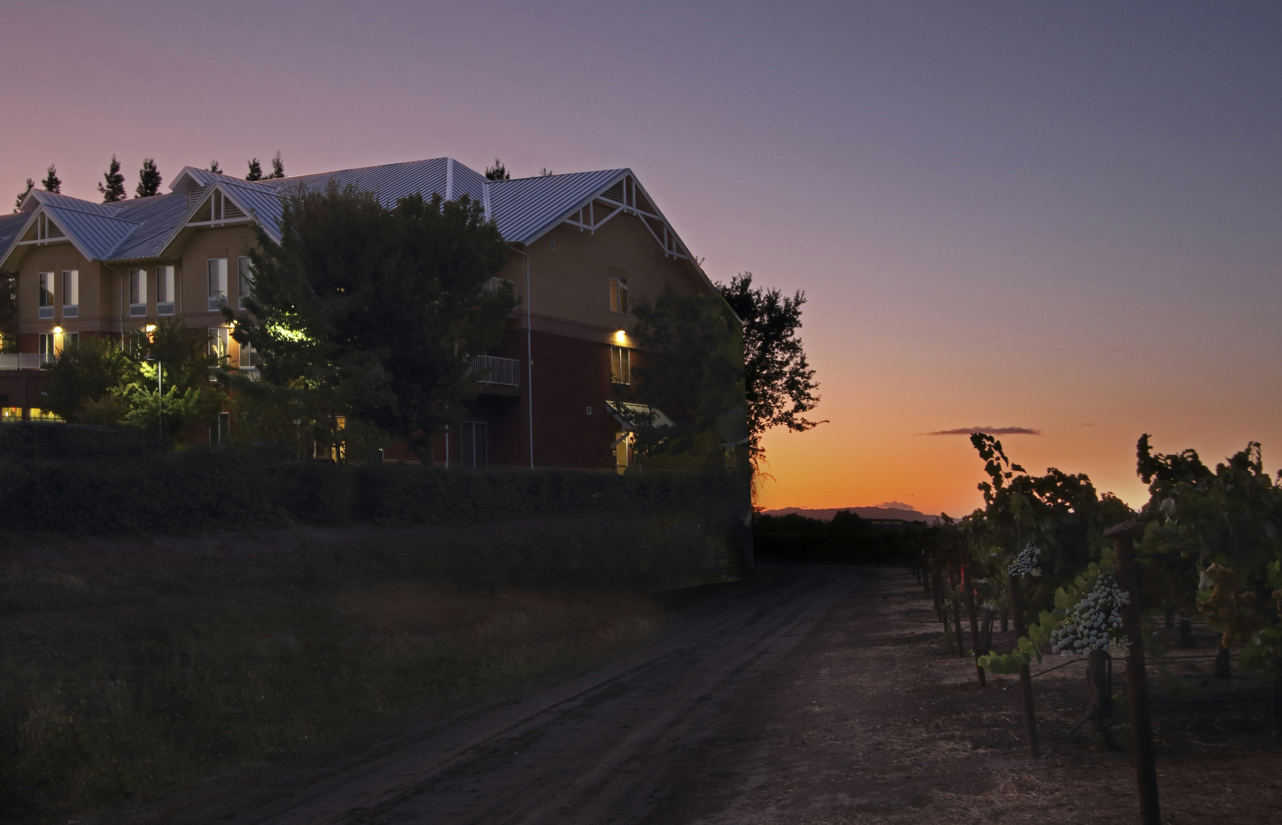 Hilton Garden Inn Sonoma County Airport 54/59
