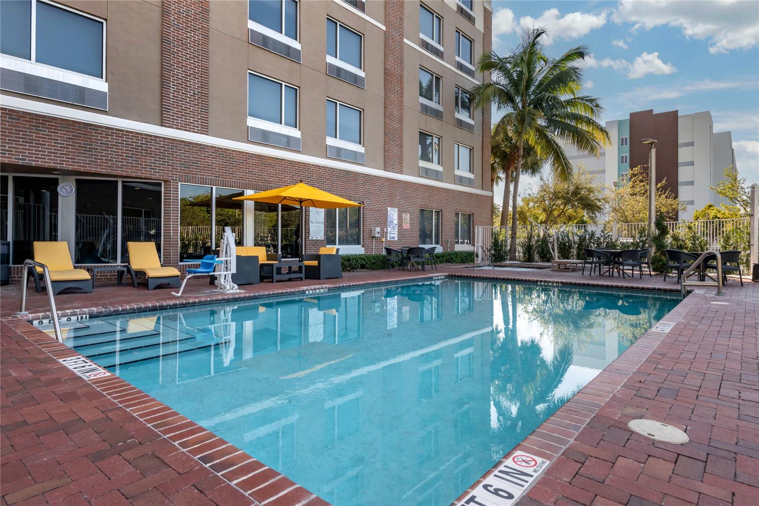 Cambria Hotel Ft Lauderdale Airport South Cruise Port 2/29
