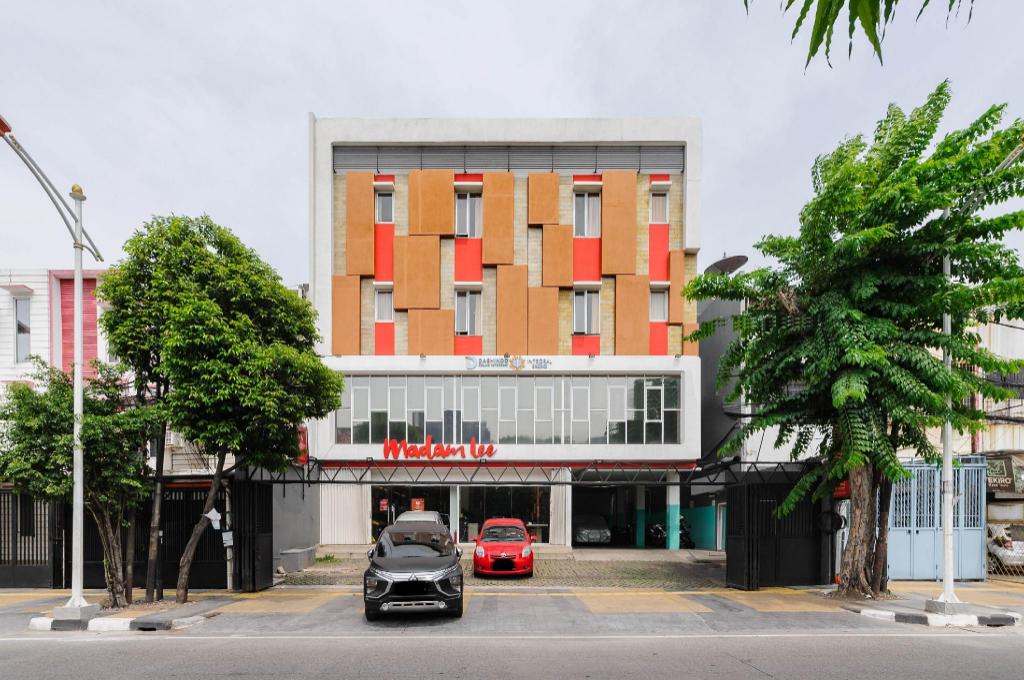 Reddoorz Plus Near Mall Ciputra Jakarta 7/51