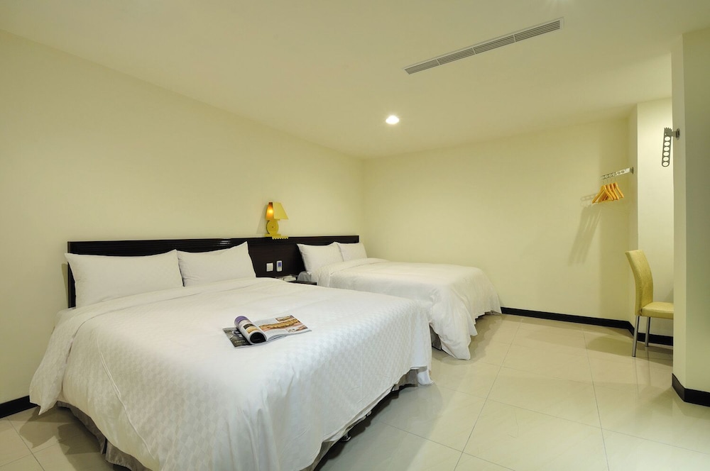 Bravo Hotel 15/43