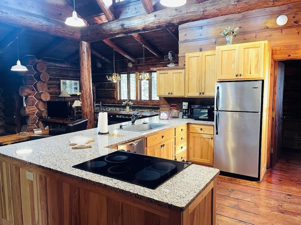 Drummond Island Resort 9/45