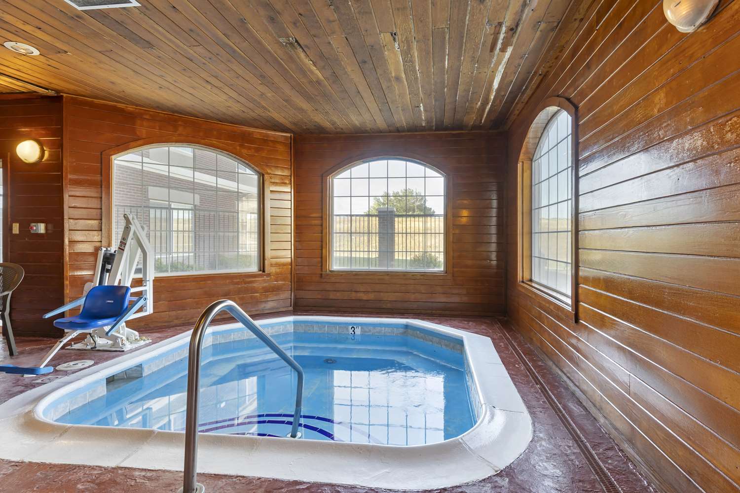 Comfort Inn & Suites Gillette near Campbell Medical Center 25/44