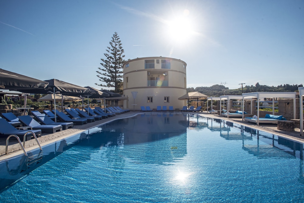 Island Beach Resort And Annex Adults Only 73/81