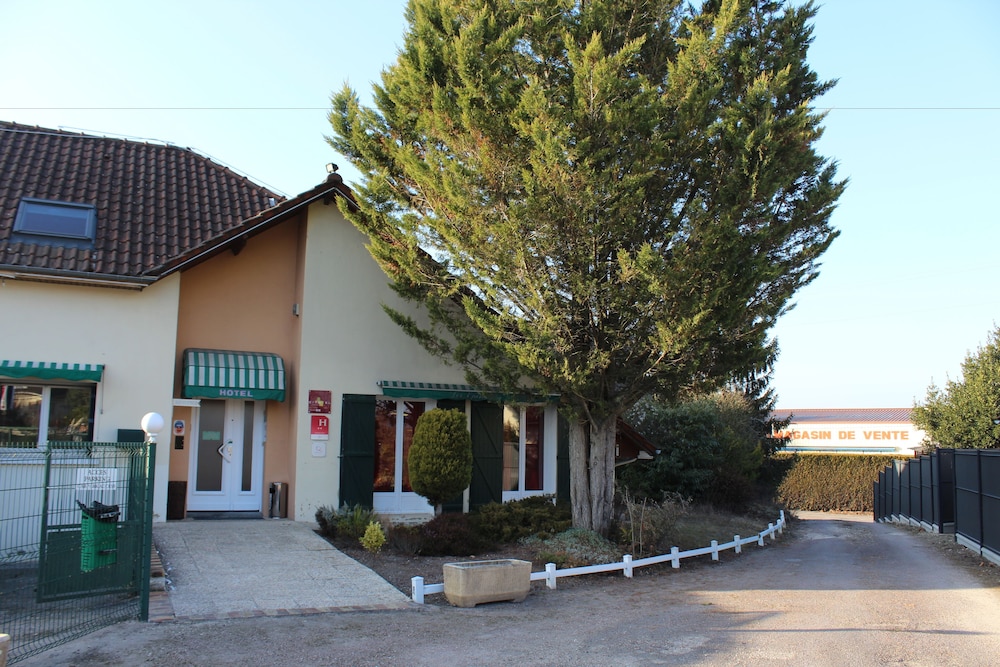 Villa hotel 4/50