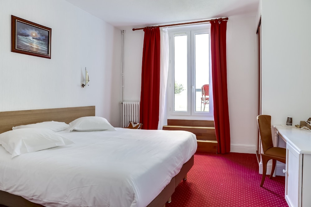 Kyriad Saint Malo Centre Plage 7/50