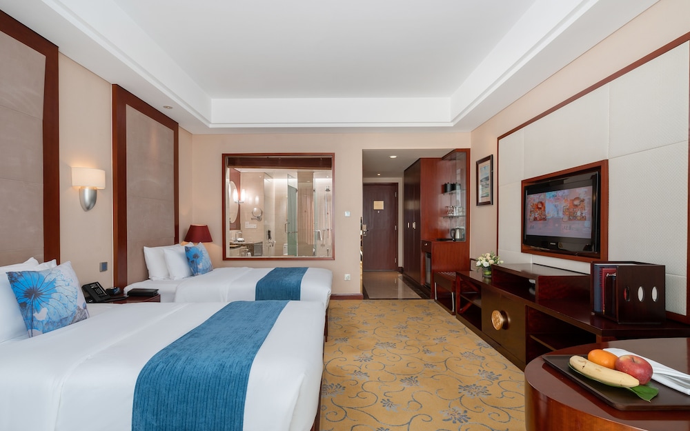DELUXE, TWIN BEDS