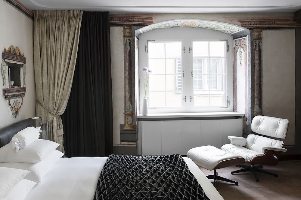 Widder Hotel 35/92