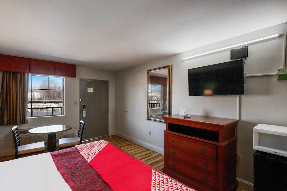Hotel O Columbia Downtown near I-65 34/43