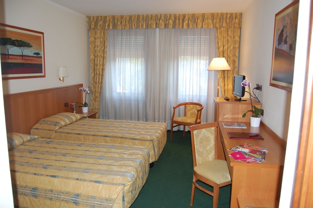 HOTEL GALANT 13/40