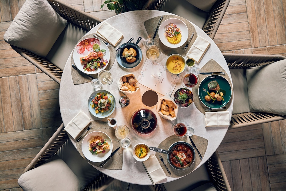 LA FLEUR BOUTIQUE HOTEL 18/21