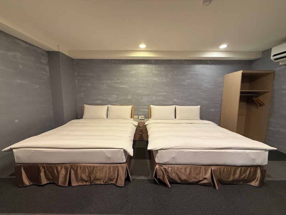 Js Hotel 35/57