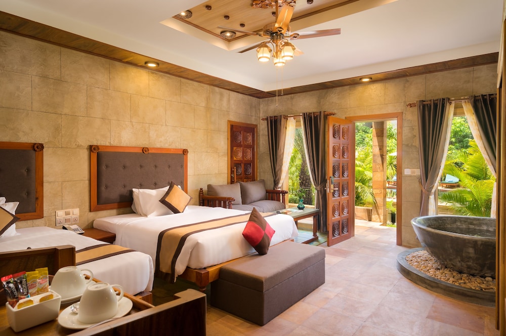 MODEL ANGKOR RESORT AND RESIDENCE 14/50