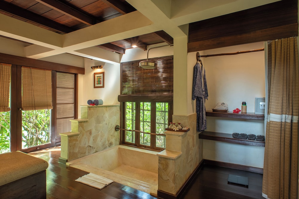 Lumbung, Suite، Naya Gawana Resort Spa 9/10