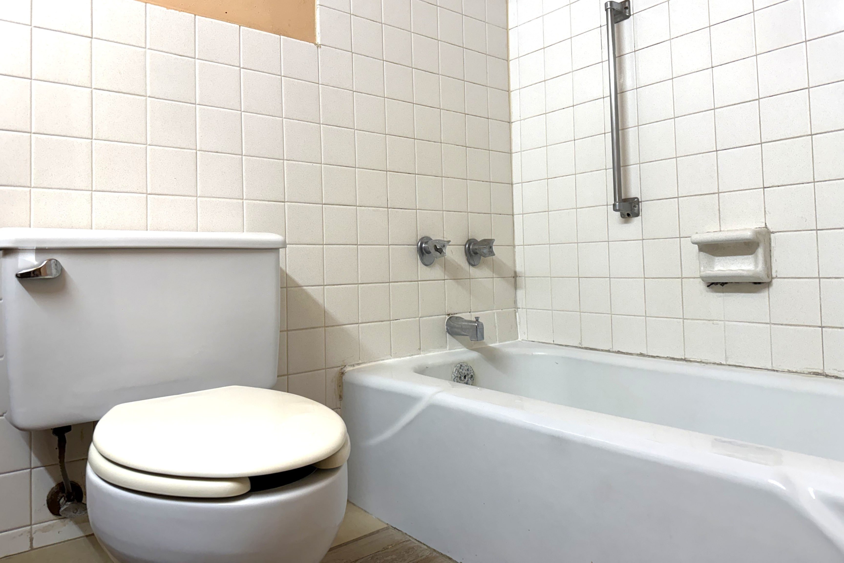 Red Carpet Inn & Suites Lima 62/64