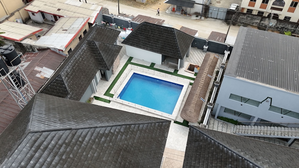 Grand Hyatt No.5 Hotel 28/40
