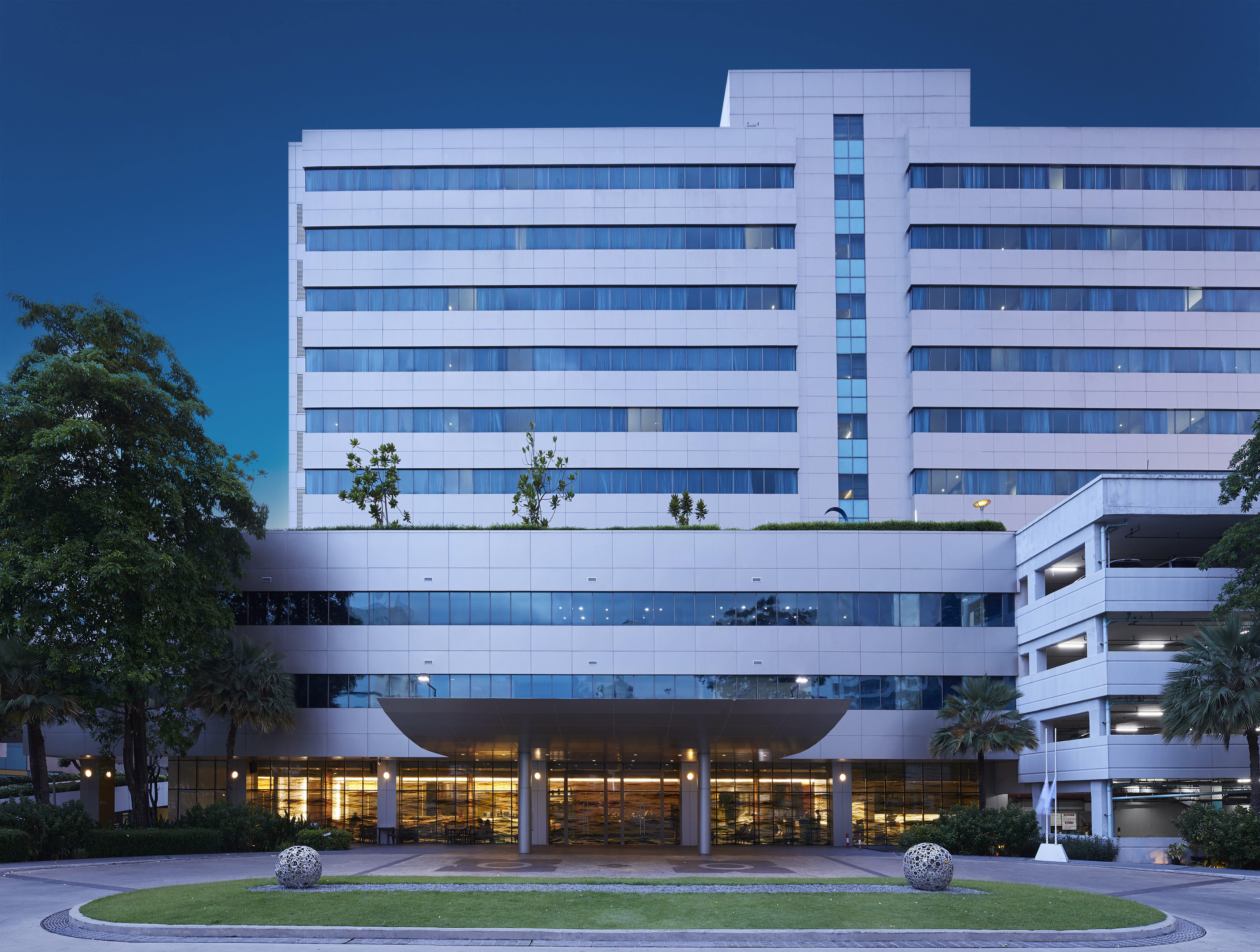 Centara Life Government Complex Hotel and Convention Centre Chaeng Watthana 3/77