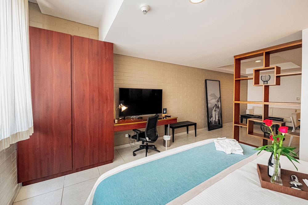 Adriatika Hotel Boutique 64/72