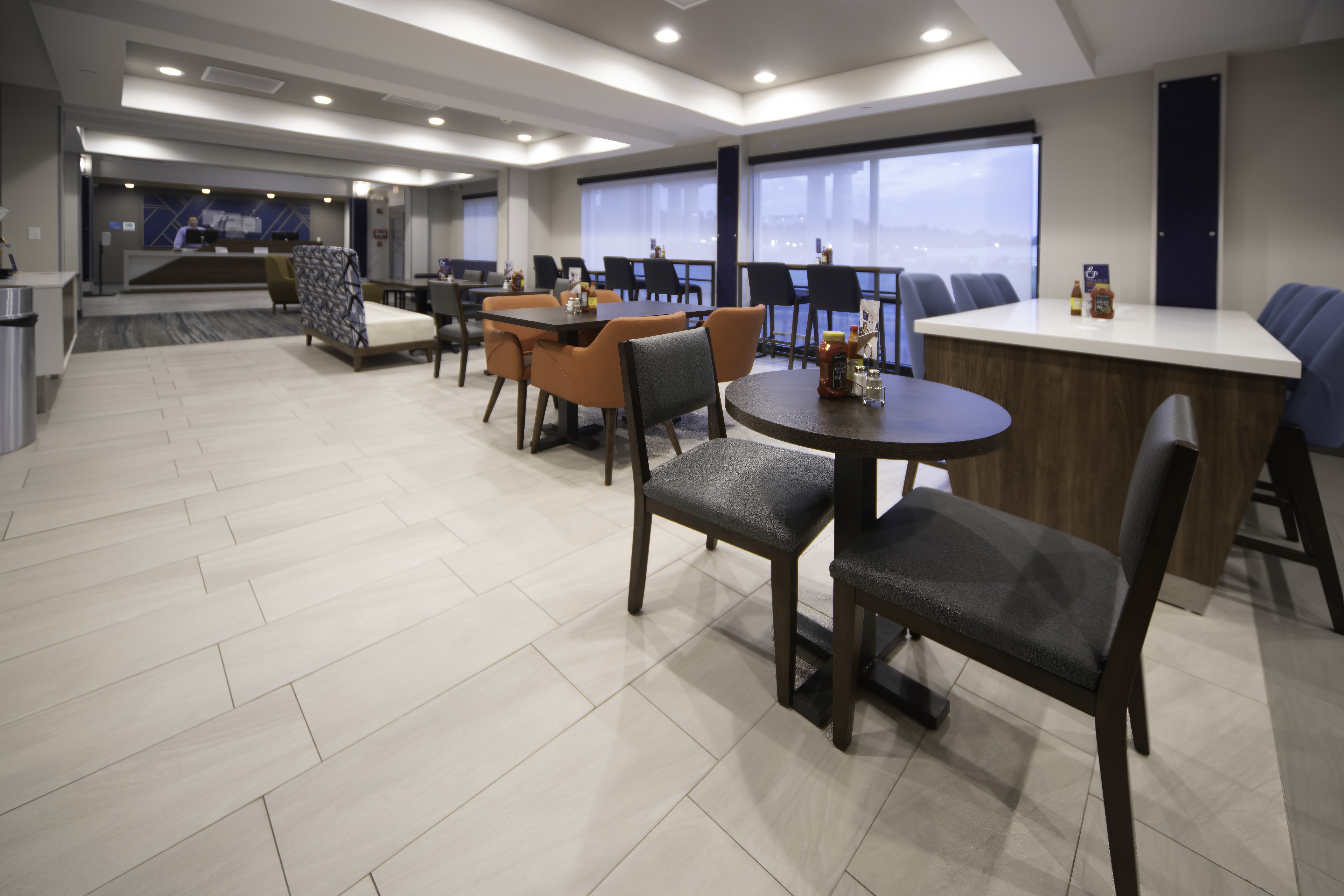 Holiday Inn Express Hotel And Suites Little Rock West 28/49