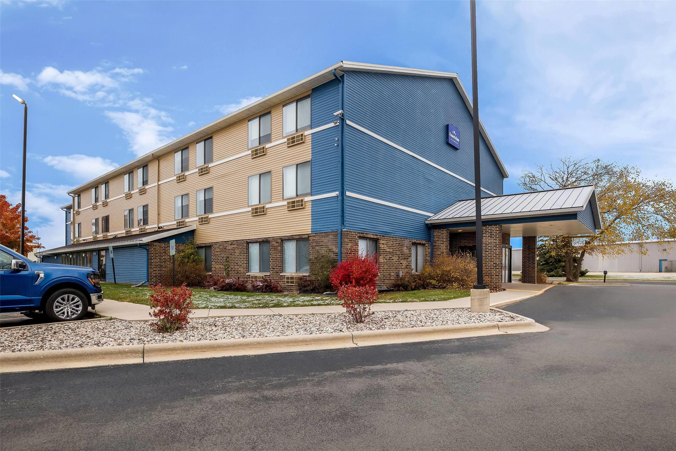 AmericInn by Wyndham Columbus Wisconsin 35/38