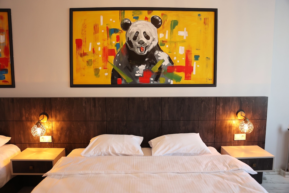 Sar-Per Suites & Hotel 14/31