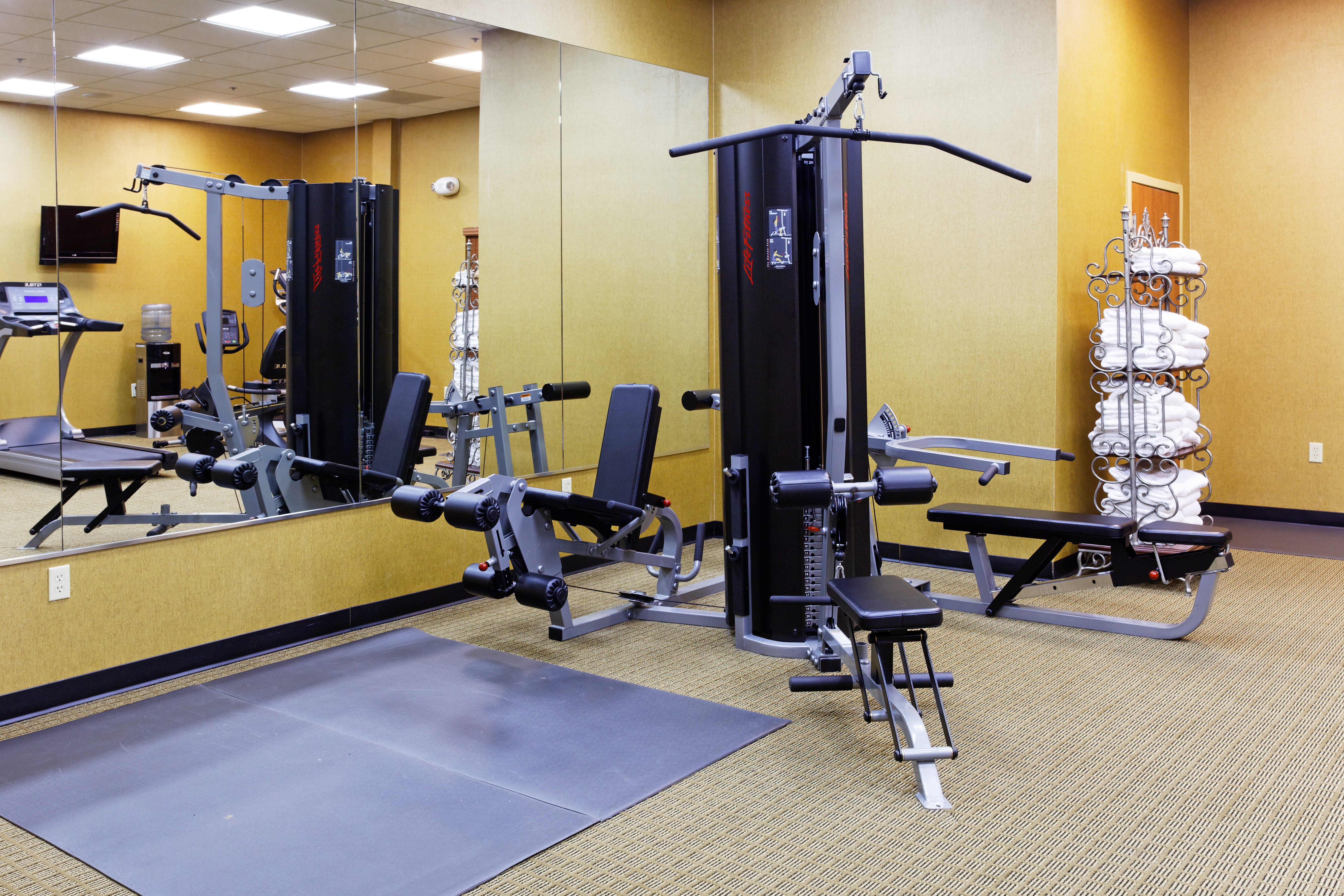 Holiday Inn Batesville 21/39
