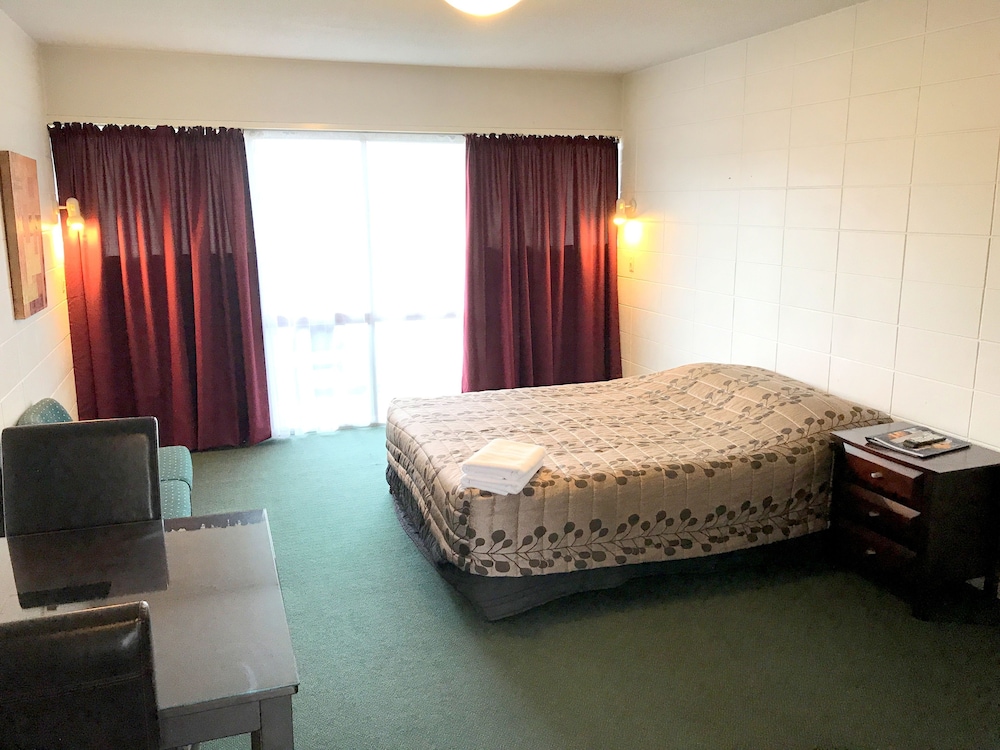 Greenview Motel 11/50