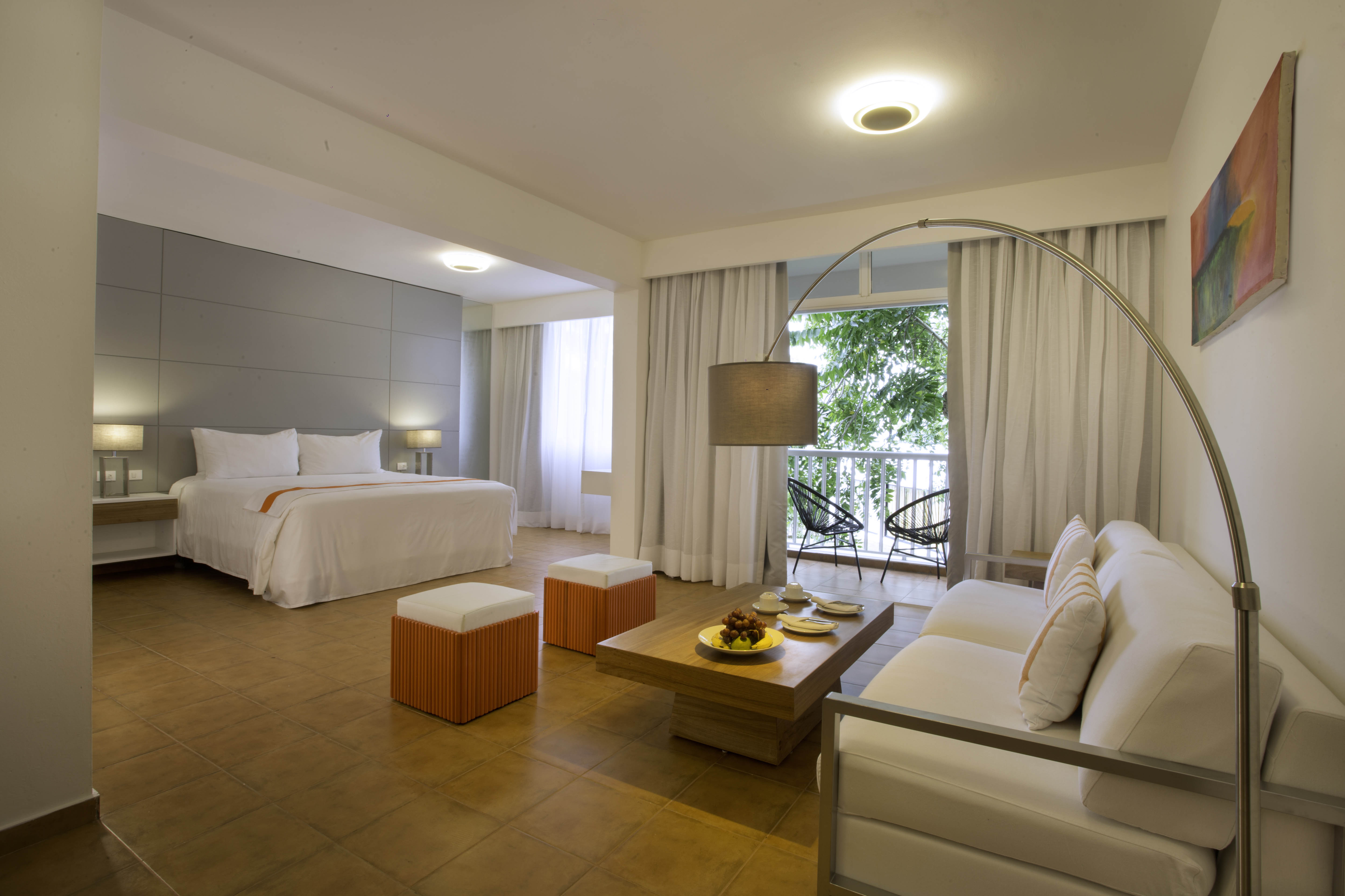 Amnesia, Junior Suite