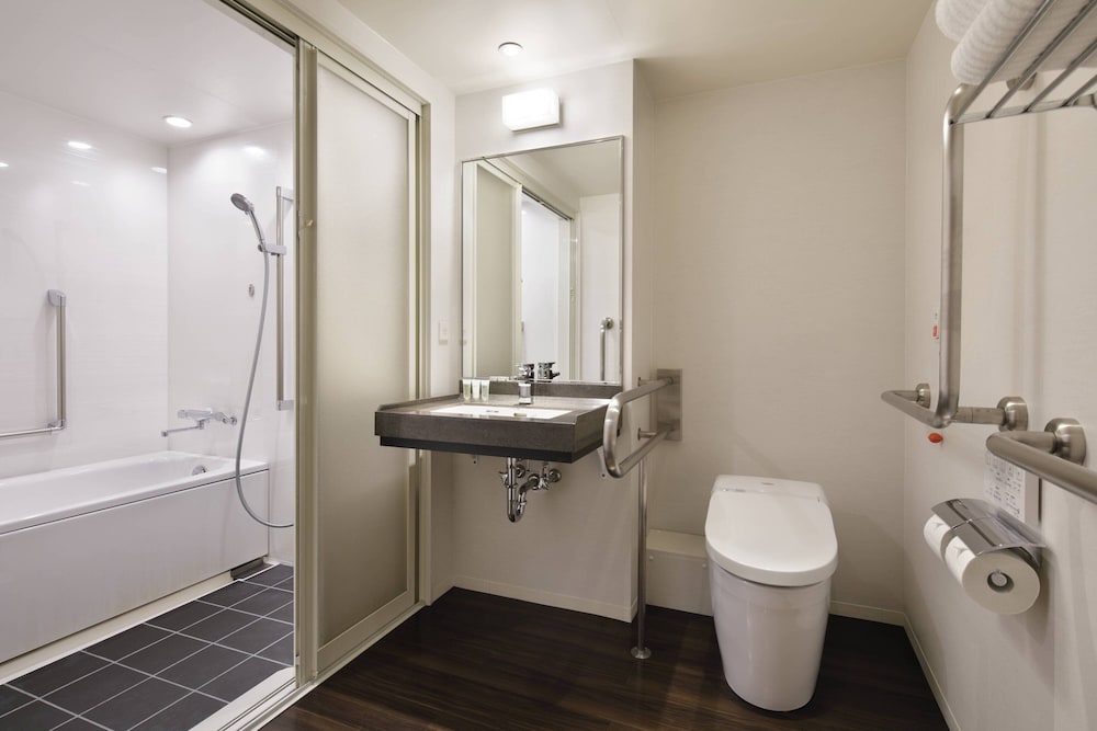 Courtyard By Marriott Shin Osaka Station 6/51