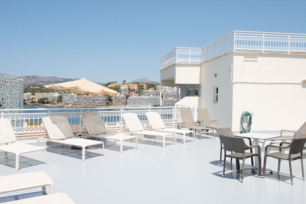 Playas del Rey Hotel 32/37