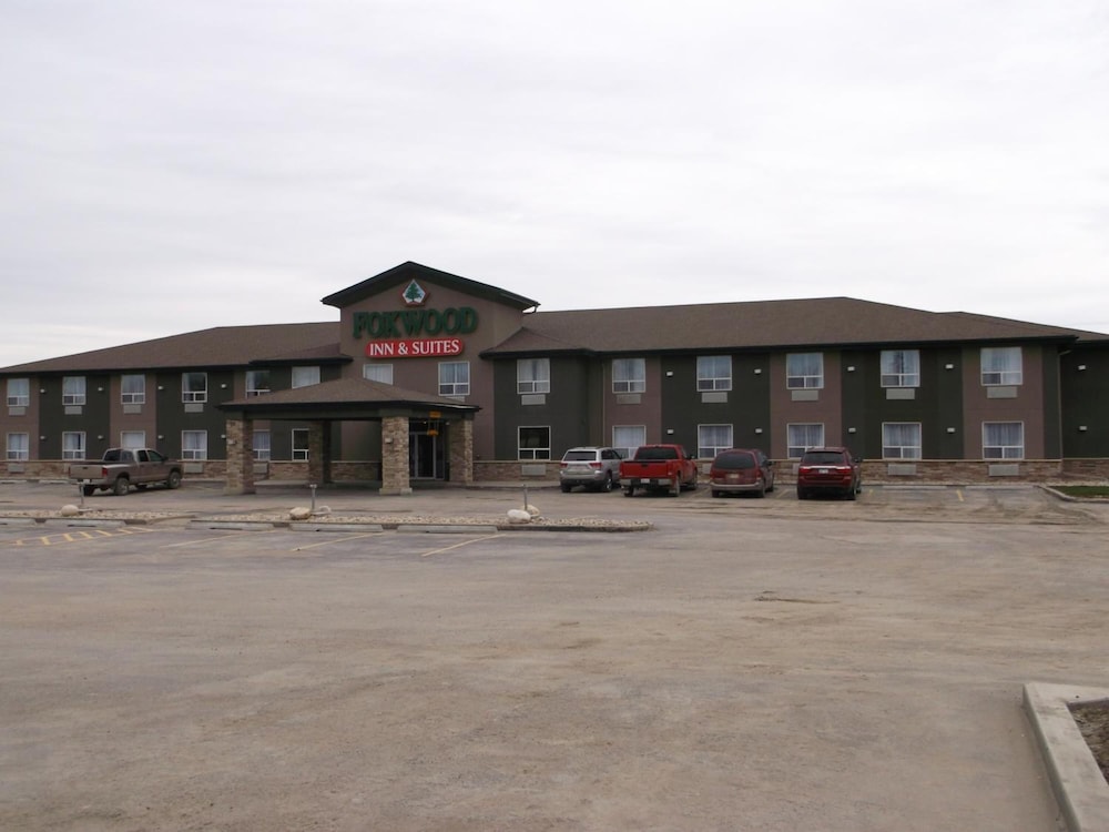 Foxwood Inn and Suites 3/38