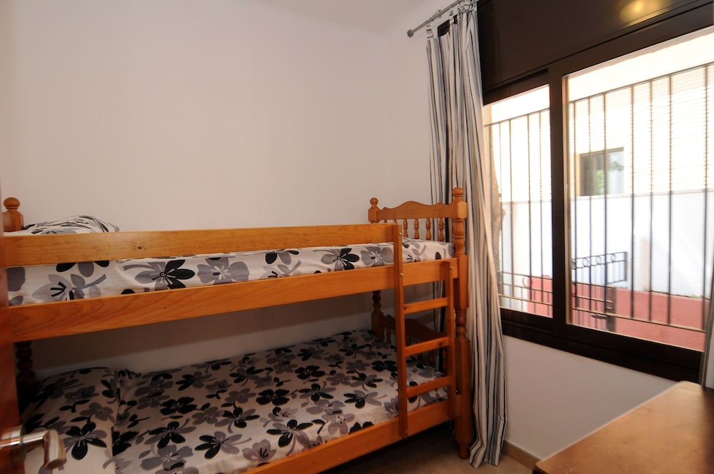 AR CARIBE APTS. 28/64